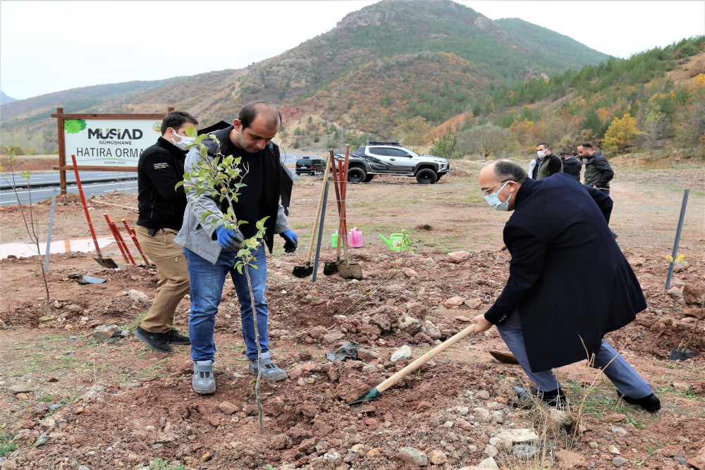 Rektörümüz MÜSİAD Hatıra Ormanı Etkinliğine Katıldı