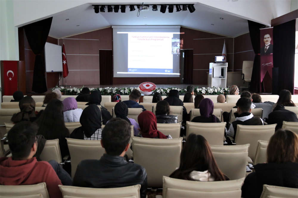 Fulbright Türkiye’den Burs Tanıtımı 