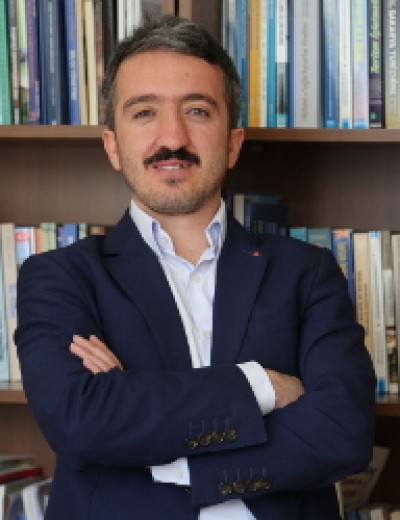 Doç.Dr. İsmail ÇALIK